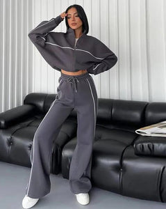 Women Casual Sports Sweatshirt and Jogger Pants (2-piece Set)